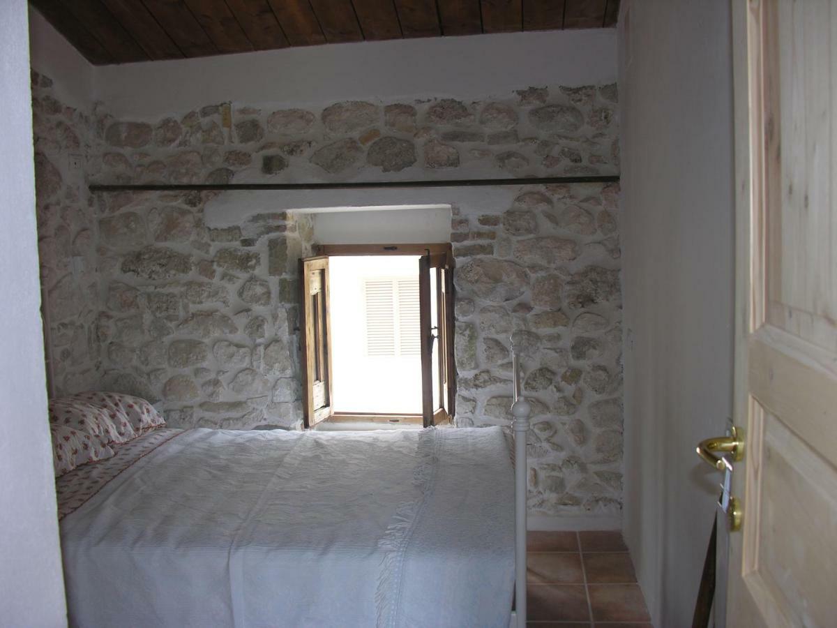 Ai Limiti • 67 • Stonehouse Guest House Palombaro Exterior photo