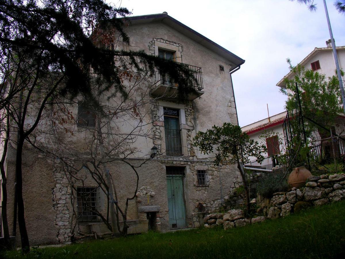 Ai Limiti • 67 • Stonehouse Guest House Palombaro Exterior photo